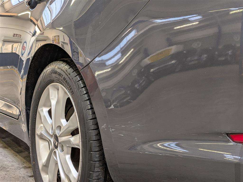 <p>2013 KIA OPTIMA 2 TECH CRDI</p>