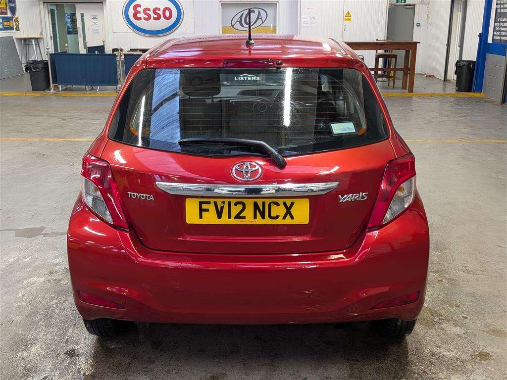<p>2012 TOYOTA YARIS TR D-4D</p>