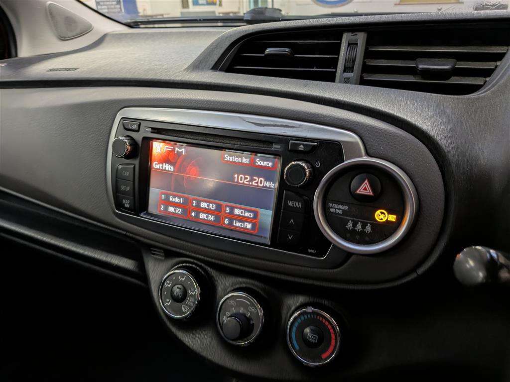 <p>2012 TOYOTA YARIS TR D-4D</p>