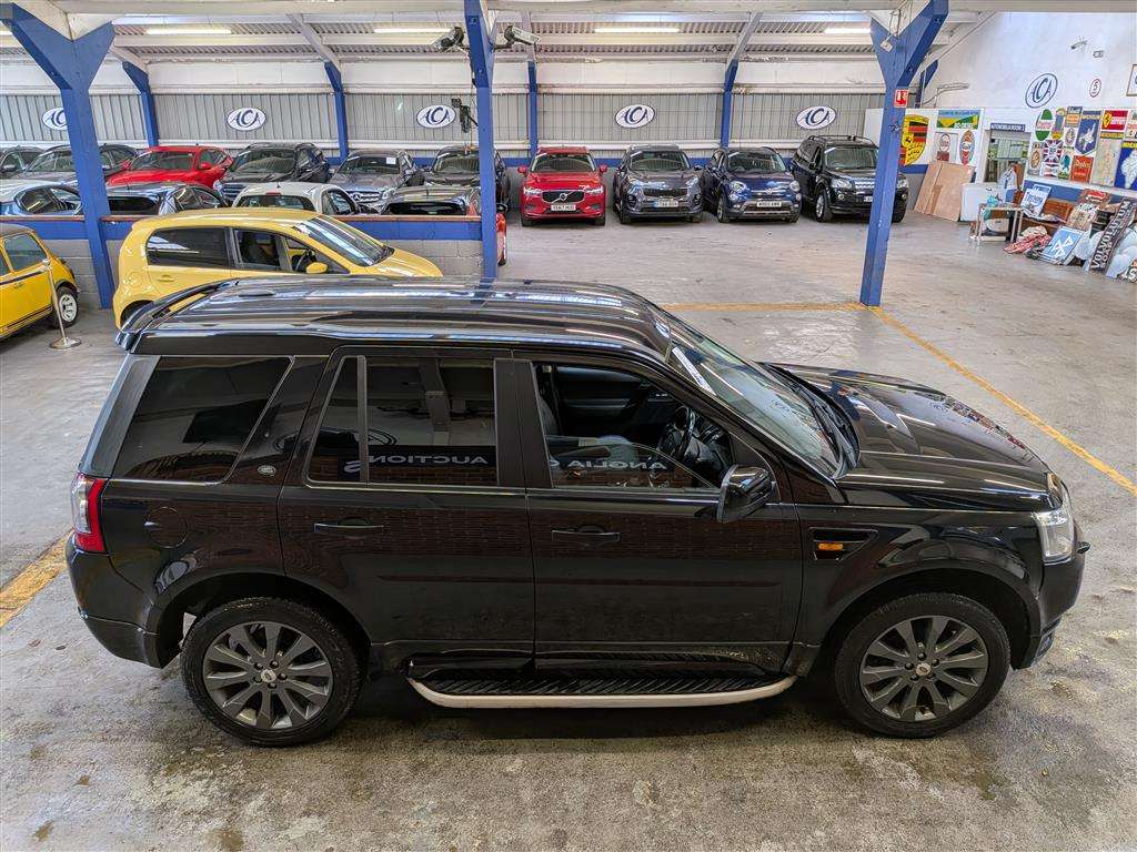 <p>2012 LAND ROVER FREELANDER SPORT LE SD4 A</p>