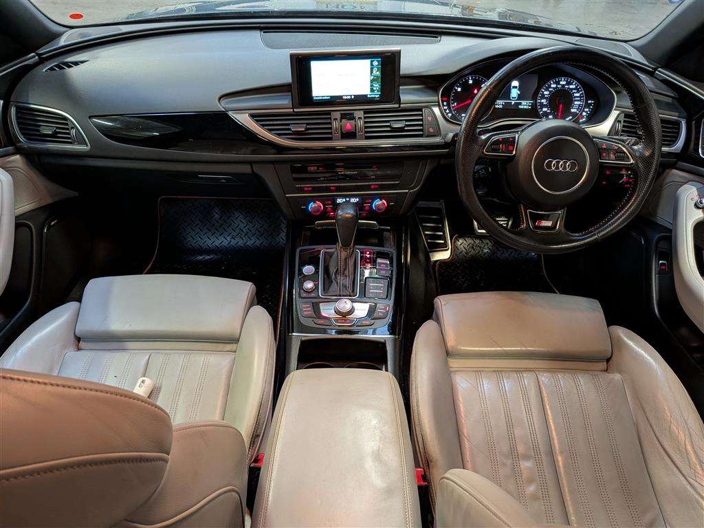 <p>2016 AUDI A6 SLINE BLACK ED TDI ULT</p>