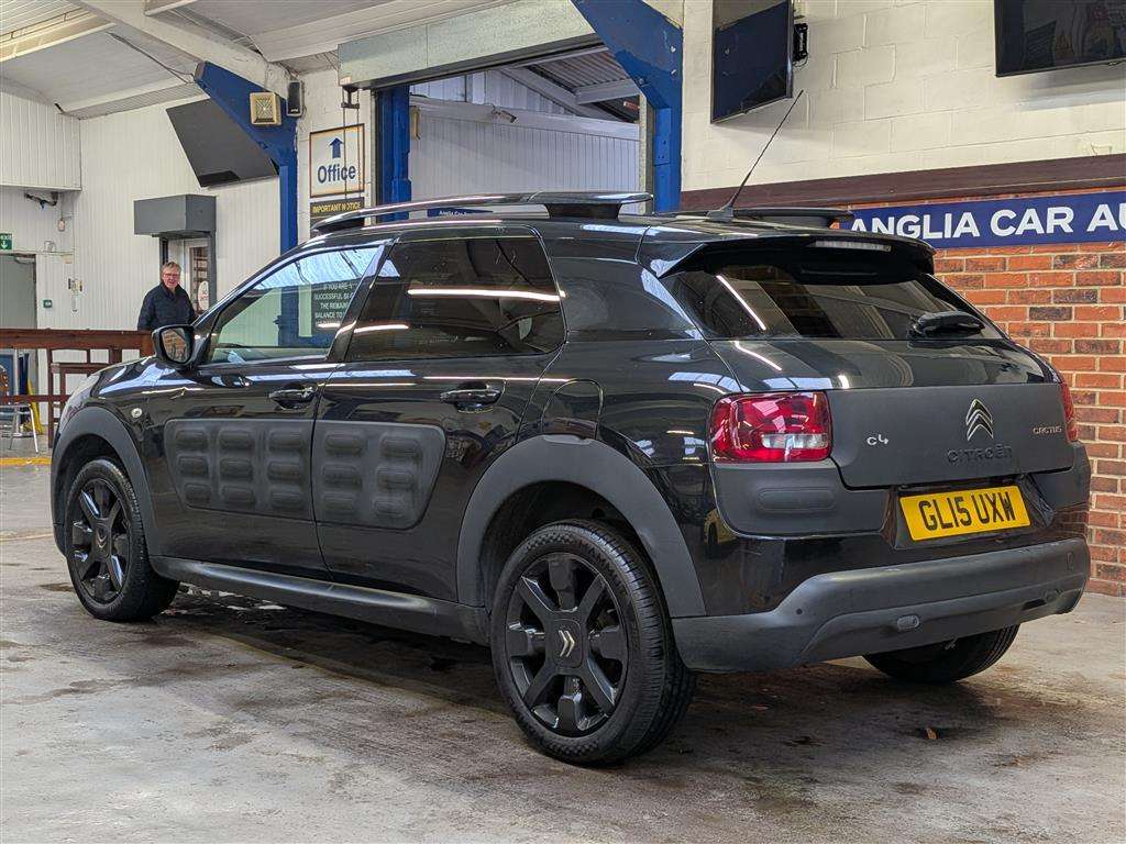 <p>2015 CITROEN C4 CACTUS FLAIR PURETECH</p>