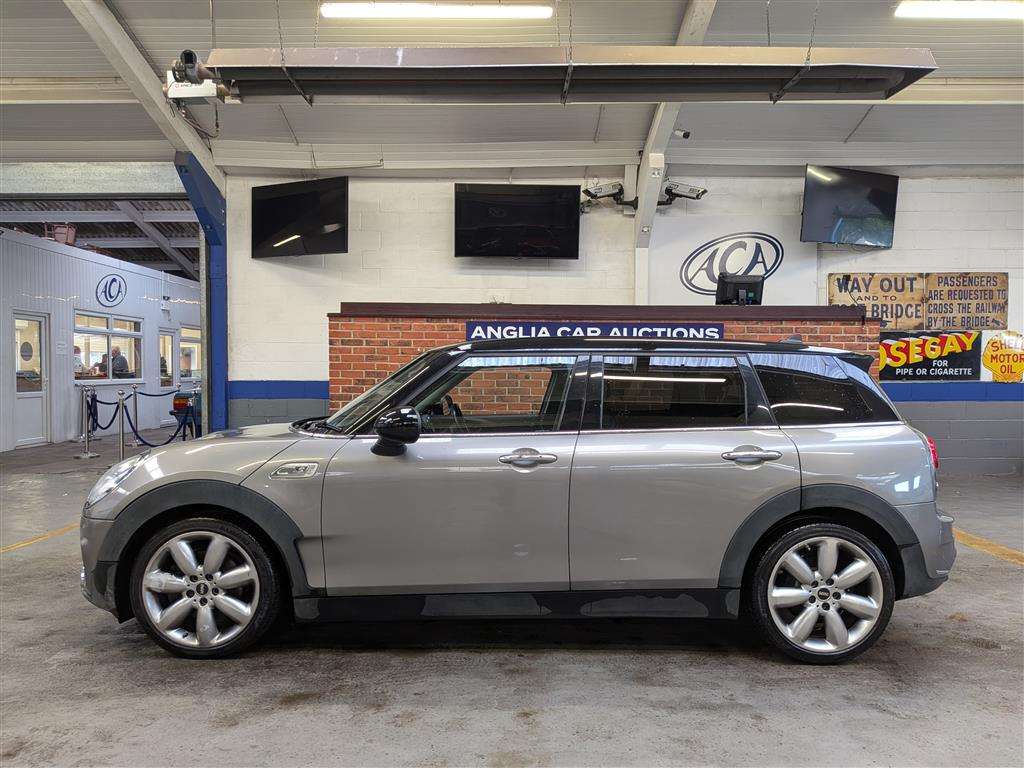 <p>2016 MINI CLUBMAN COOPER S AUTO</p>