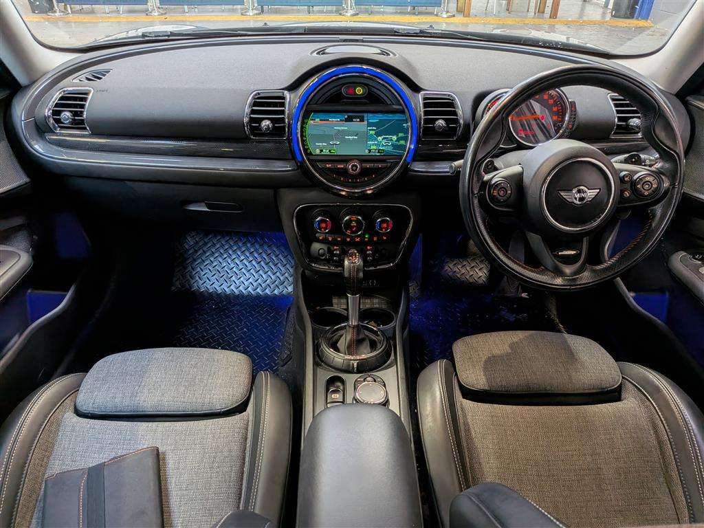 <p>2016 MINI CLUBMAN COOPER S AUTO</p>