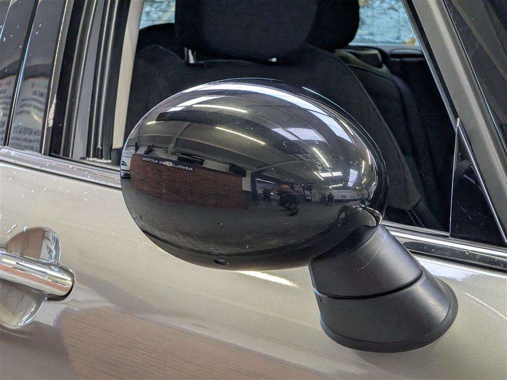 <p>2016 MINI CLUBMAN COOPER S AUTO</p>