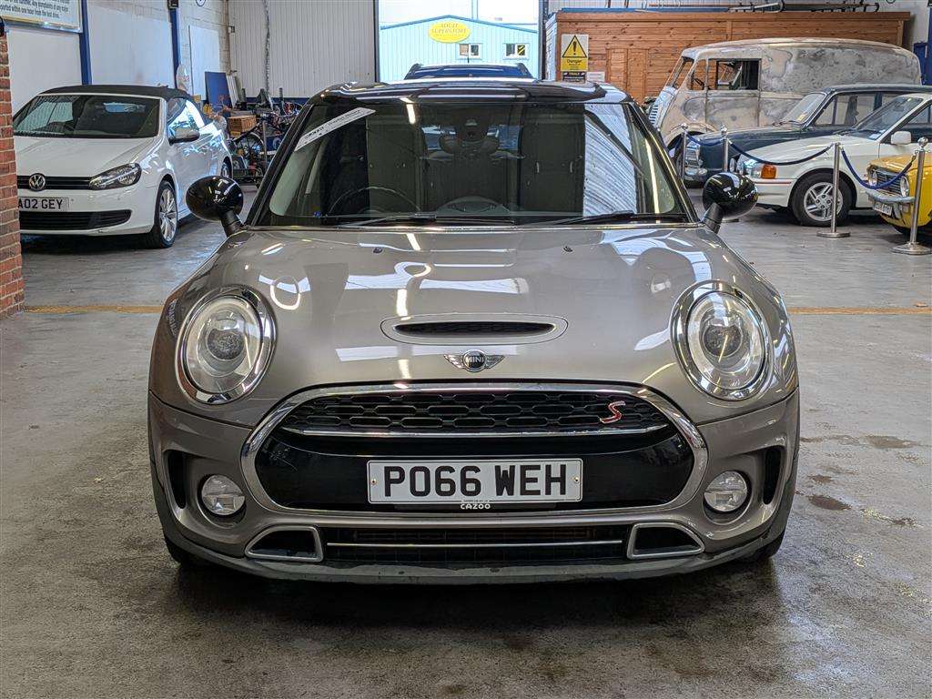 <p>2016 MINI CLUBMAN COOPER S AUTO</p>