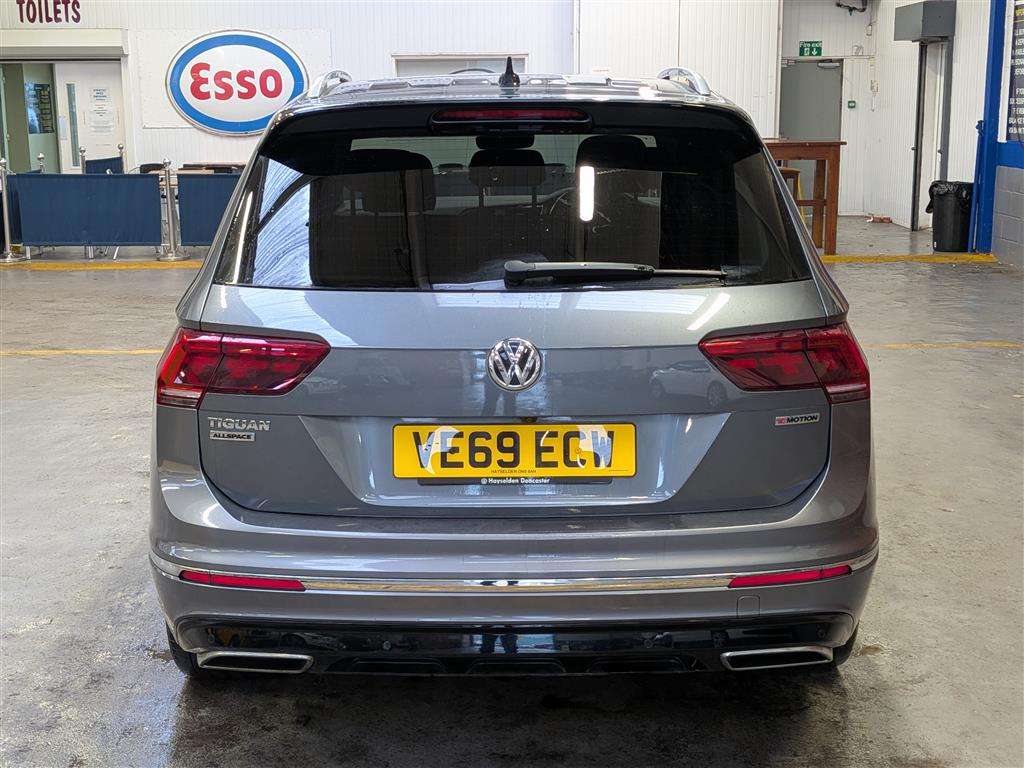 <p>2019 VOLKSWAGEN TIGUAN ASPACE RLN TEC TDI</p>