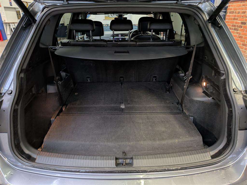 <p>2019 VOLKSWAGEN TIGUAN ASPACE RLN TEC TDI</p>