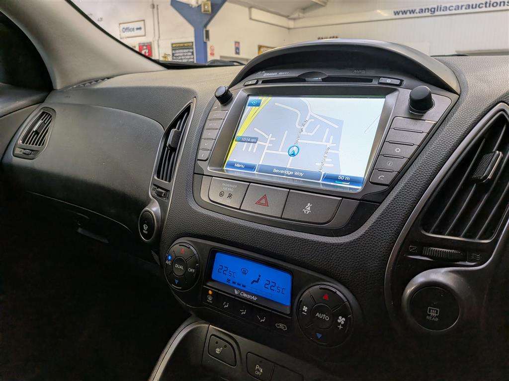 <p>2013 HYUNDAI IX35 SE NAV CRDI</p>