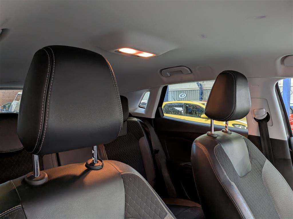 <p>2020 VAUXHALL GRANDLAND X SRI NAV TURBO</p>