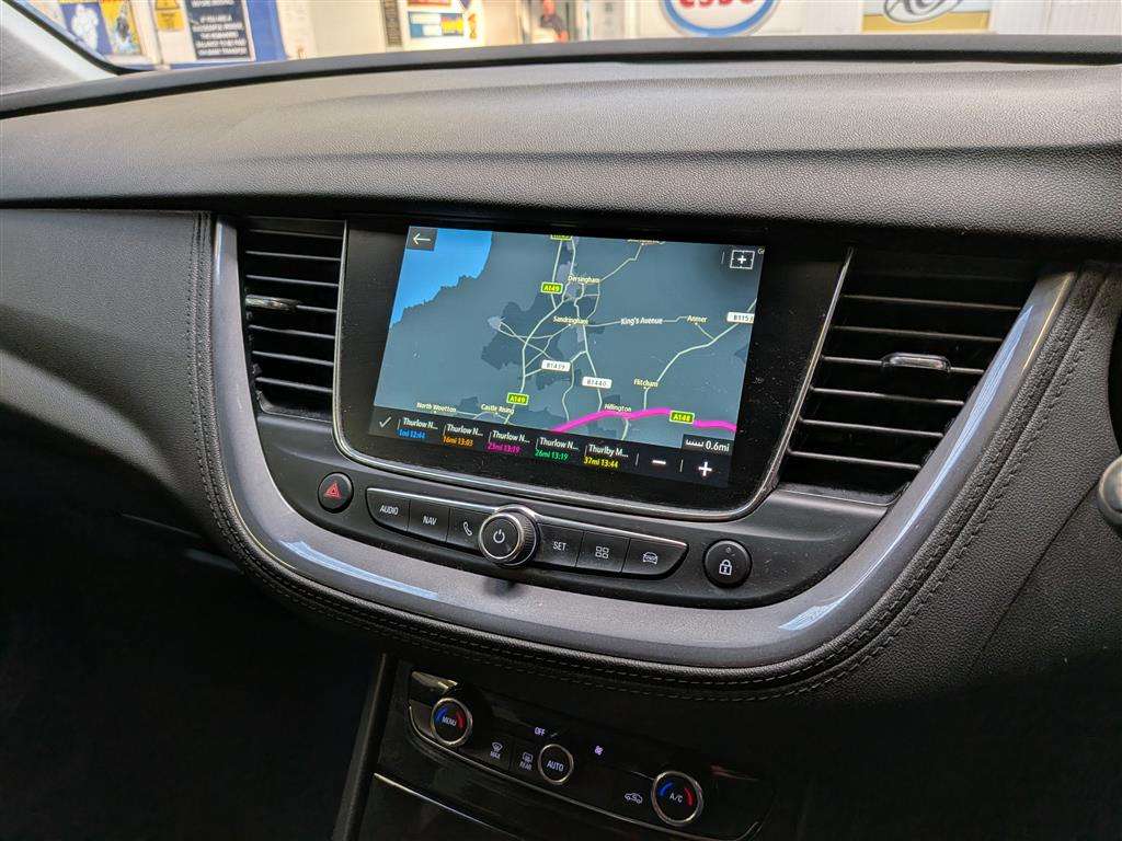<p>2020 VAUXHALL GRANDLAND X SRI NAV TURBO</p>