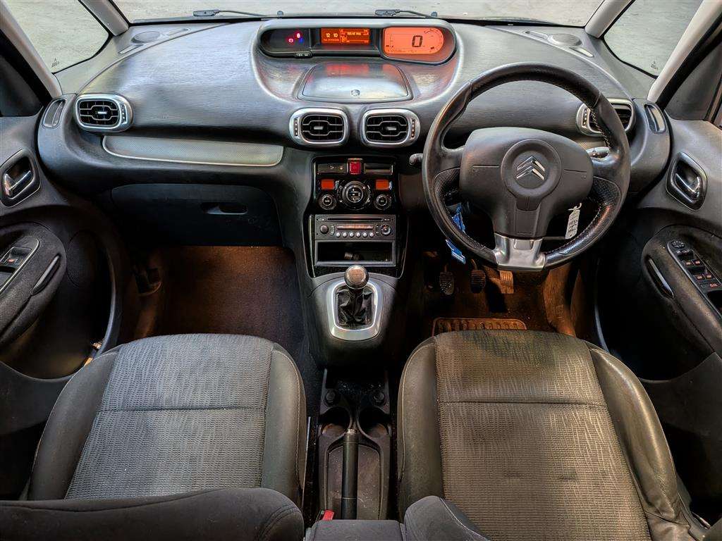 <p>2011 CITROEN C3 PICASSO EXCLUSIVE HDI</p>