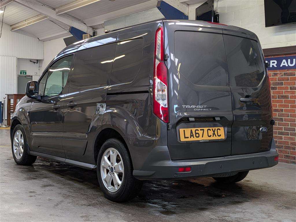 <p>2018 FORD TRANSIT CONNECT 200 LIMIT</p>