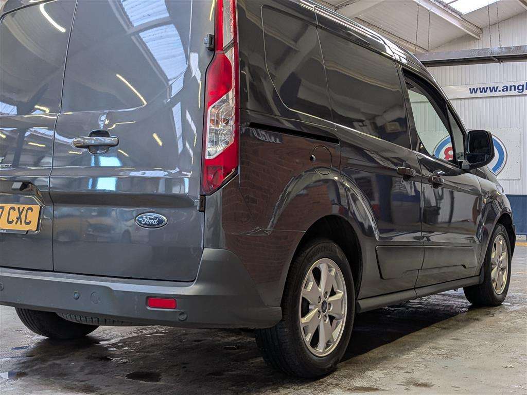<p>2018 FORD TRANSIT CONNECT 200 LIMIT</p>