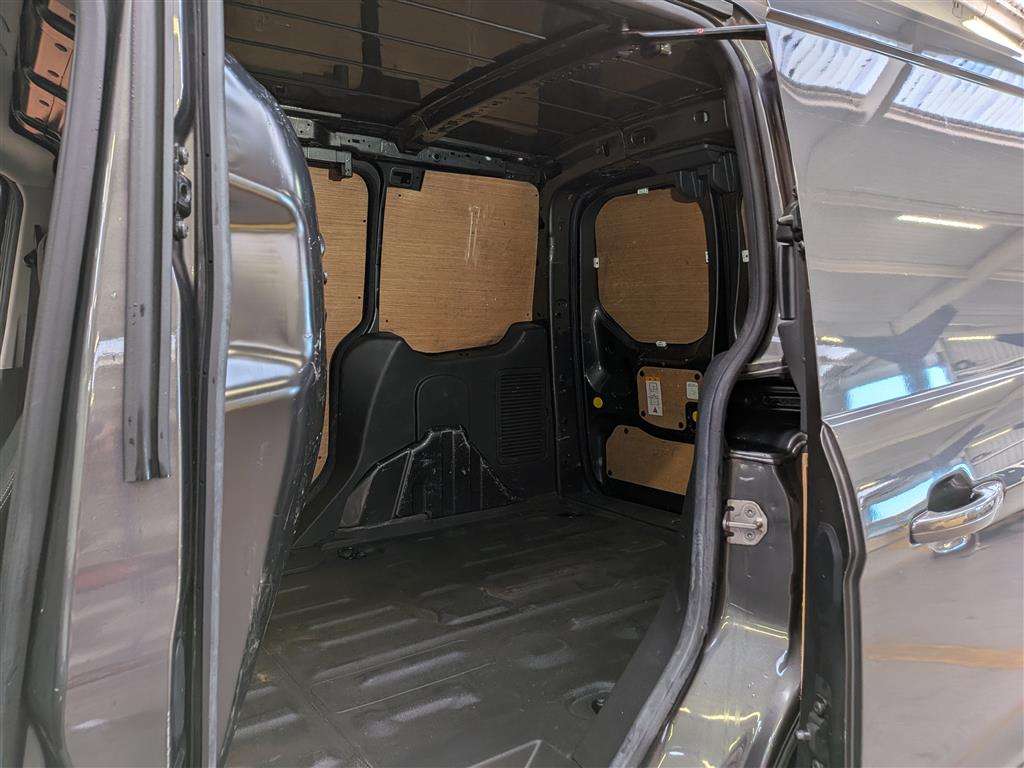 <p>2018 FORD TRANSIT CONNECT 200 LIMIT</p>