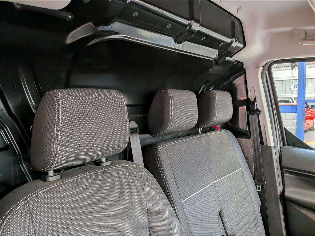<p>2018 FORD TRANSIT CONNECT 200 LIMIT</p>