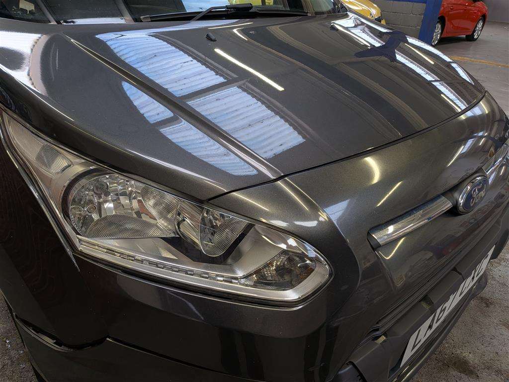 <p>2018 FORD TRANSIT CONNECT 200 LIMIT</p>