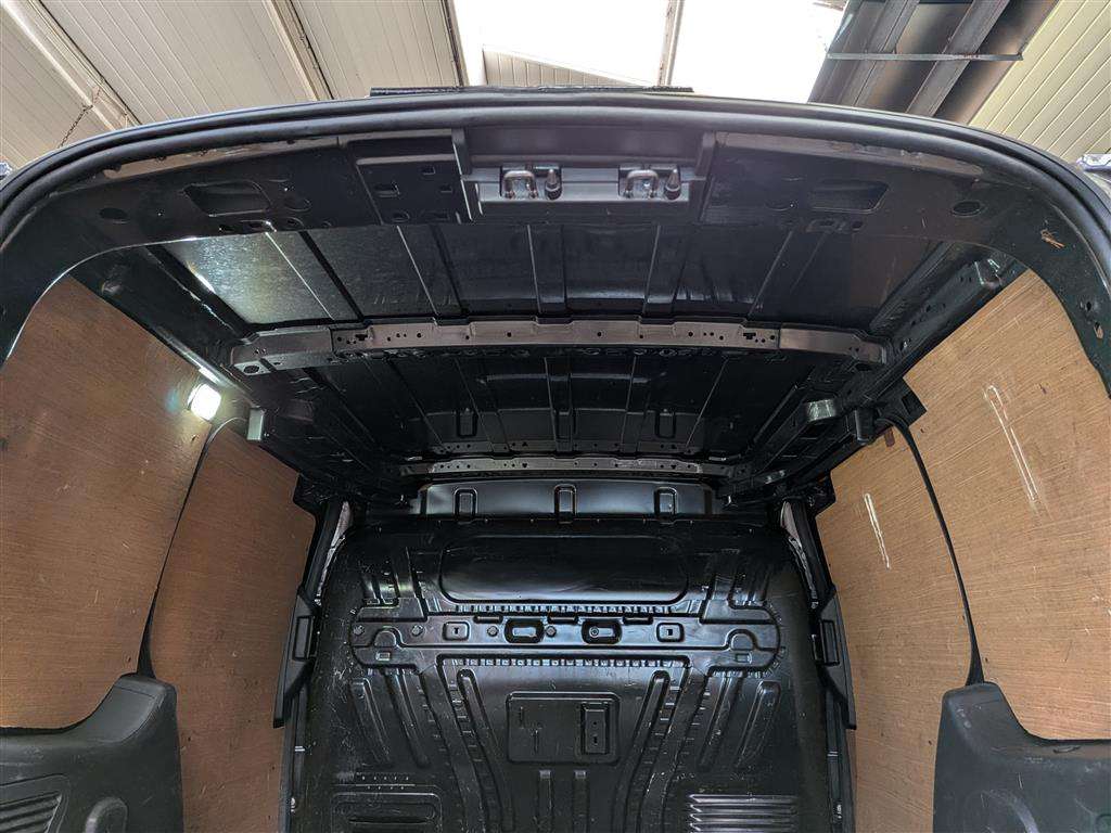 <p>2018 FORD TRANSIT CONNECT 200 LIMIT</p>