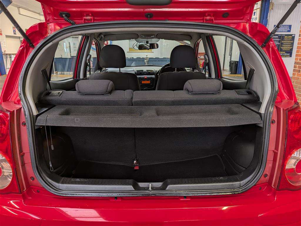 <p>2010 KIA PICANTO STRIKE</p>