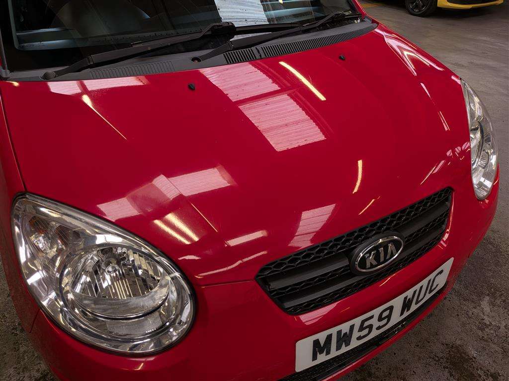 <p>2010 KIA PICANTO STRIKE</p>