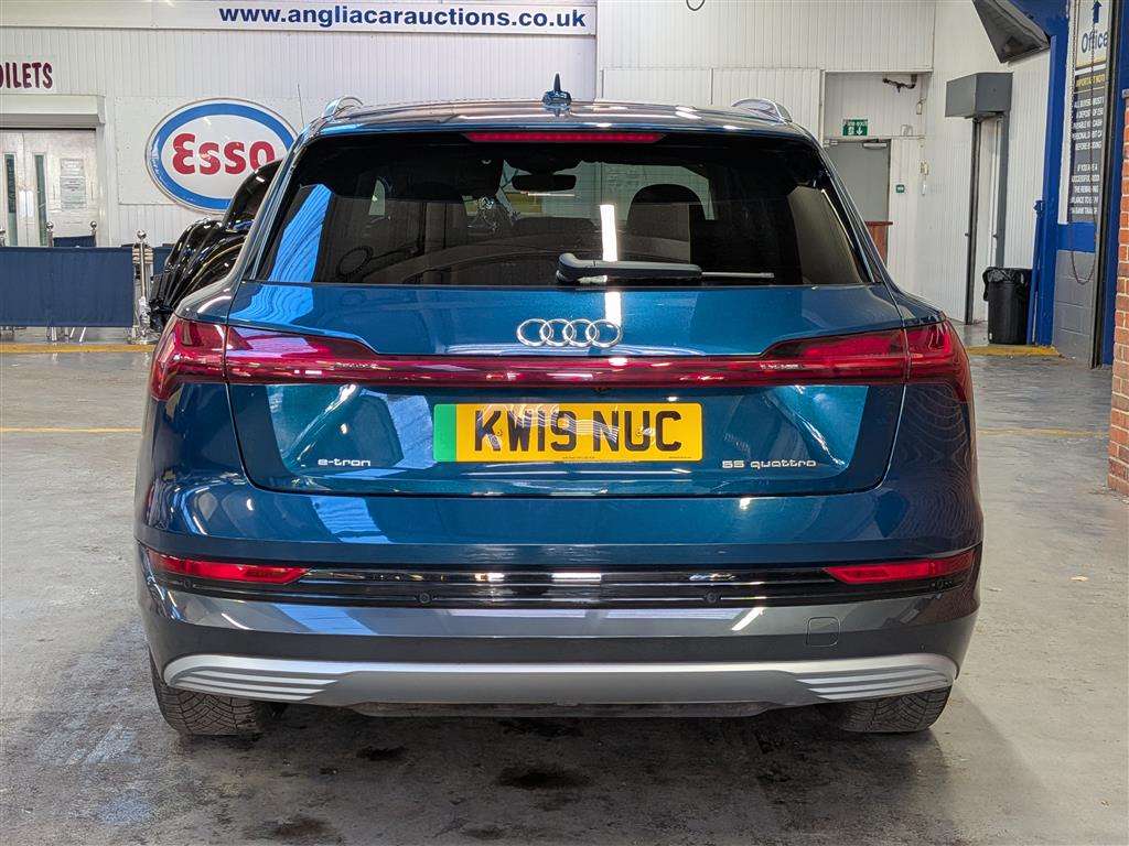 <p>2019 AUDI E-TRON 55 QUATTRO</p>