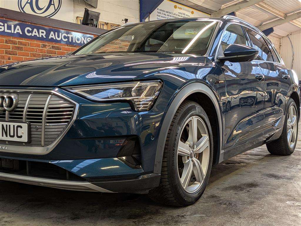 <p>2019 AUDI E-TRON 55 QUATTRO</p>