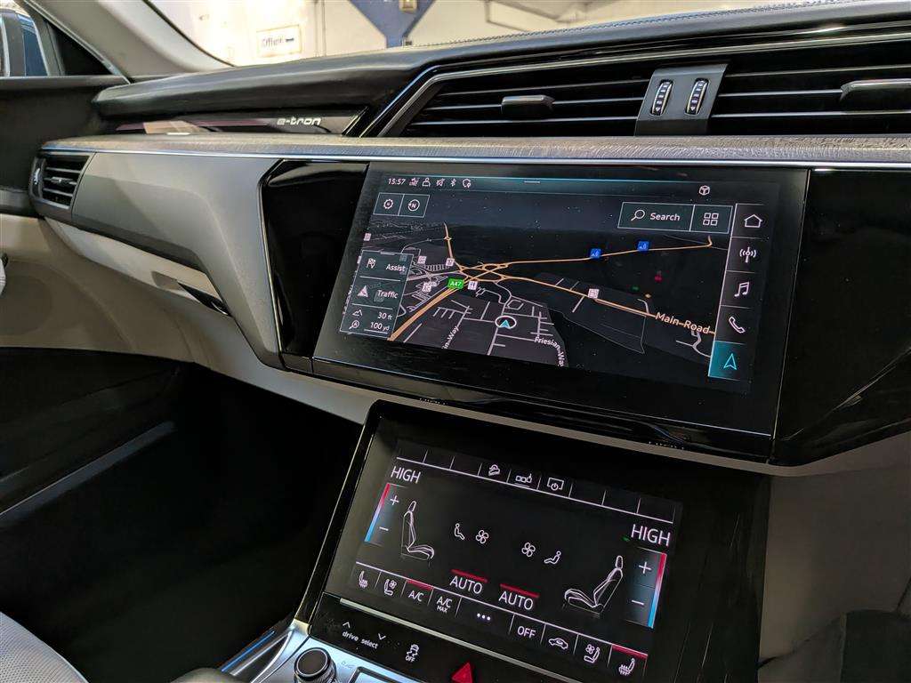 <p>2019 AUDI E-TRON 55 QUATTRO</p>
