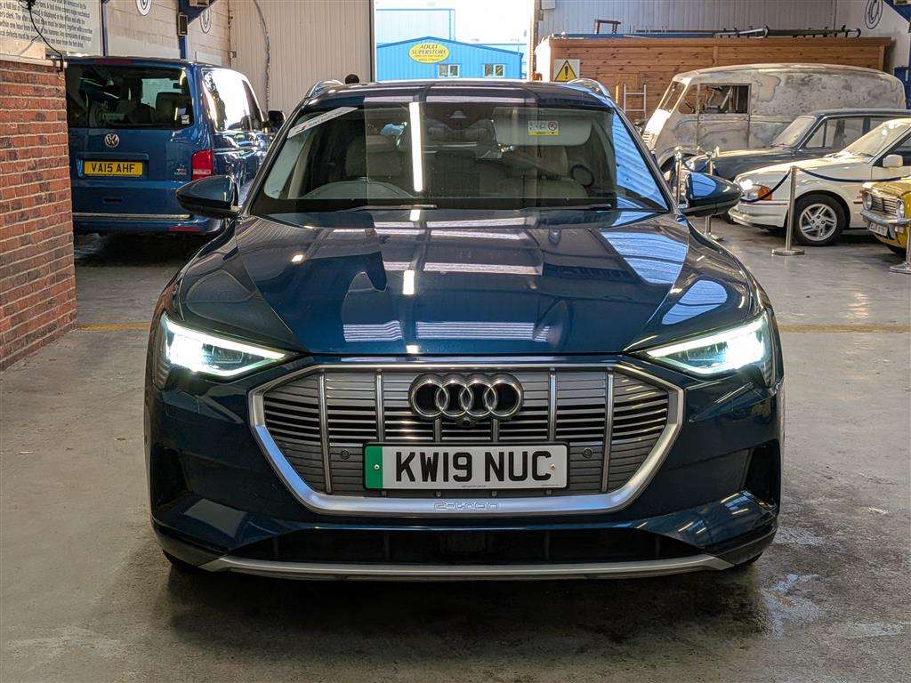 <p>2019 AUDI E-TRON 55 QUATTRO</p>