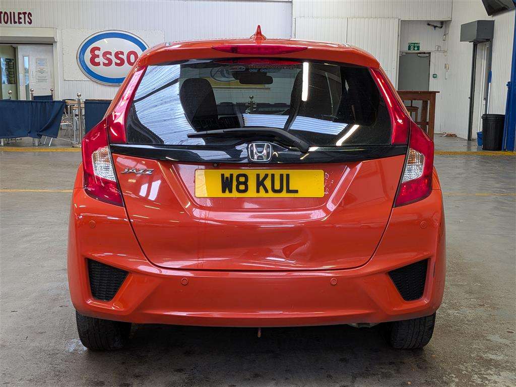 <p>2017 HONDA JAZZ EX I-VTEC CVT</p>