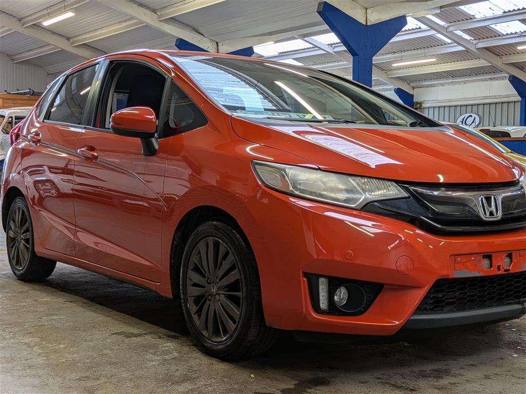 <p>2017 HONDA JAZZ EX I-VTEC CVT</p>