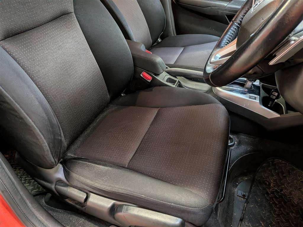<p>2017 HONDA JAZZ EX I-VTEC CVT</p>