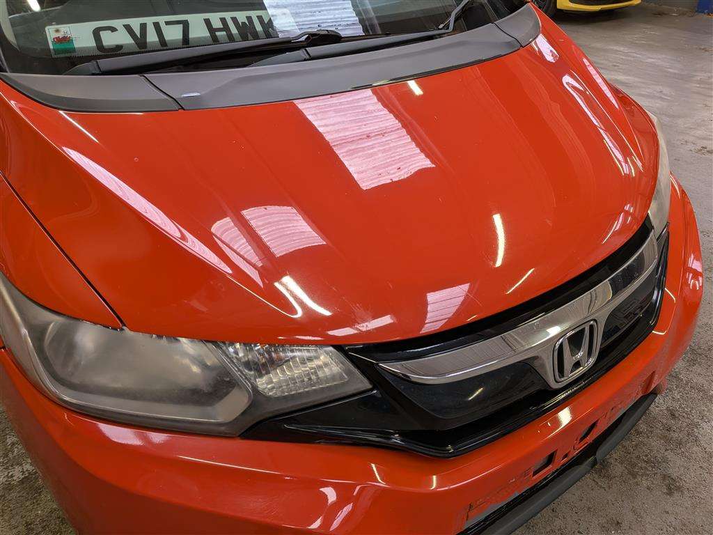 <p>2017 HONDA JAZZ EX I-VTEC CVT</p>