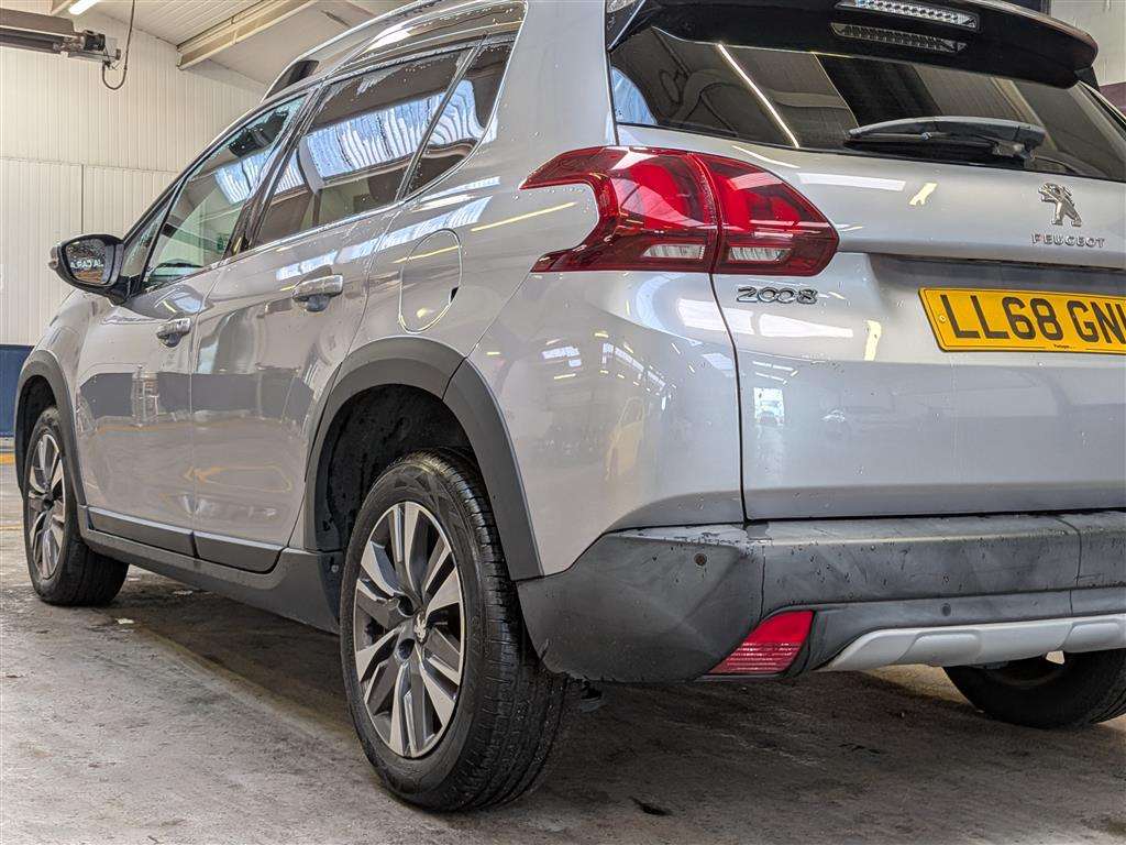 <p>2018 PEUGEOT 2008 ALLURE</p>