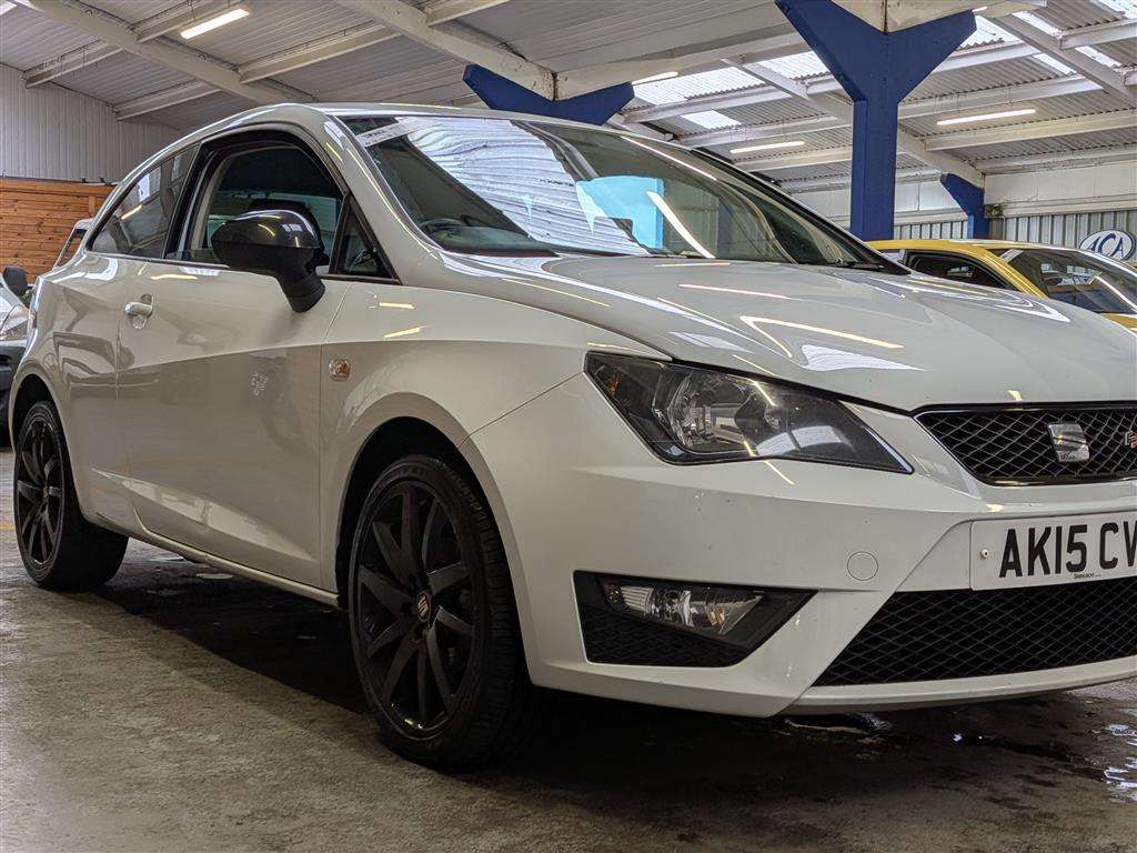 <p>2015 SEAT IBIZA FR BLACK TSI</p>