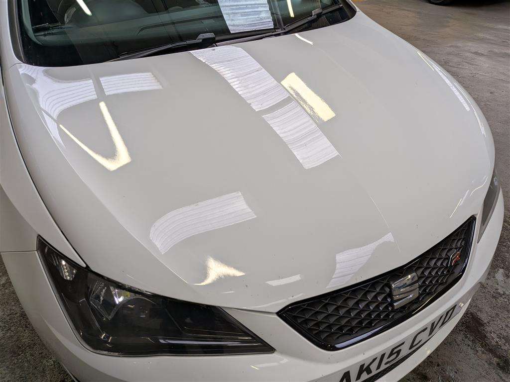 <p>2015 SEAT IBIZA FR BLACK TSI</p>