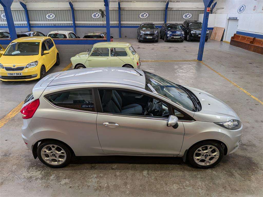 <p>2012 FORD FIESTA ZETEC</p>