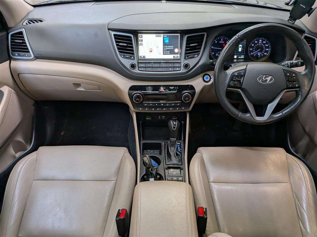 <p>2016 HYUNDAI TUCSON PREMIUM SE CRDI AU</p>