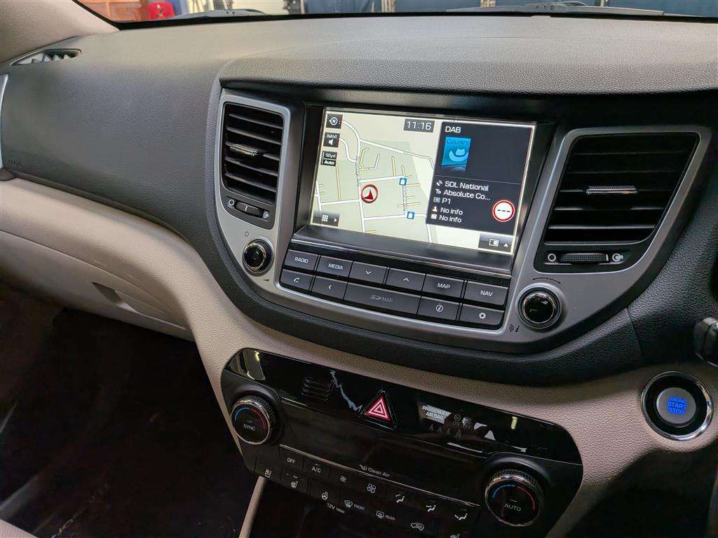 <p>2016 HYUNDAI TUCSON PREMIUM SE CRDI AU</p>
