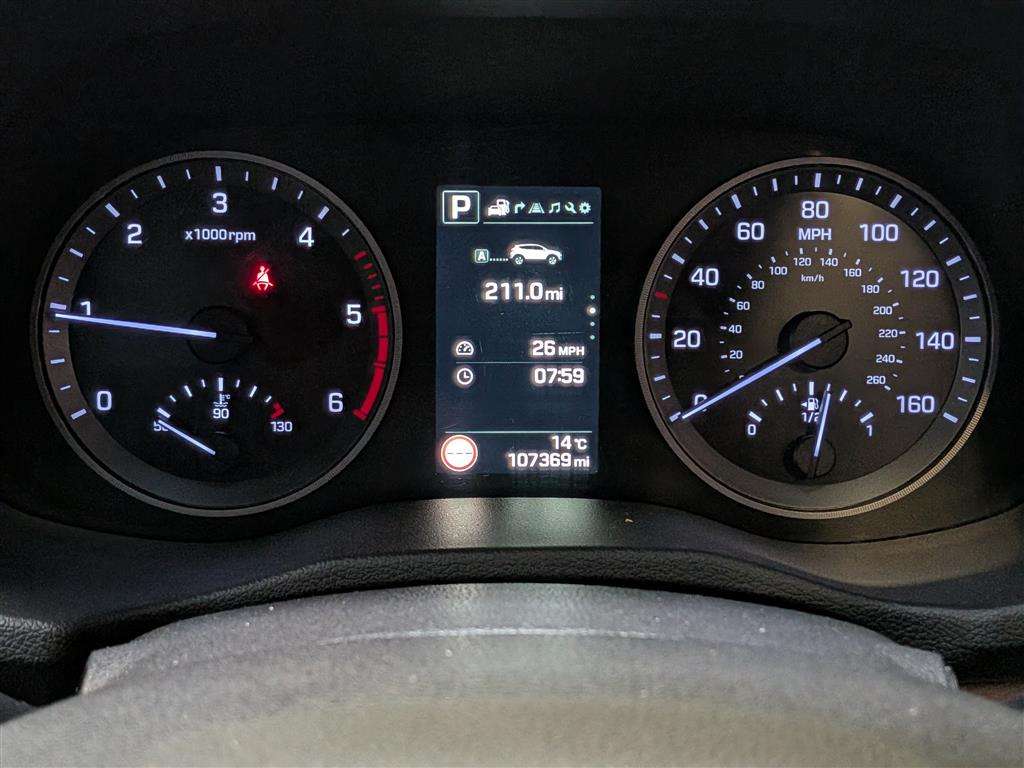 <p>2016 HYUNDAI TUCSON PREMIUM SE CRDI AU</p>