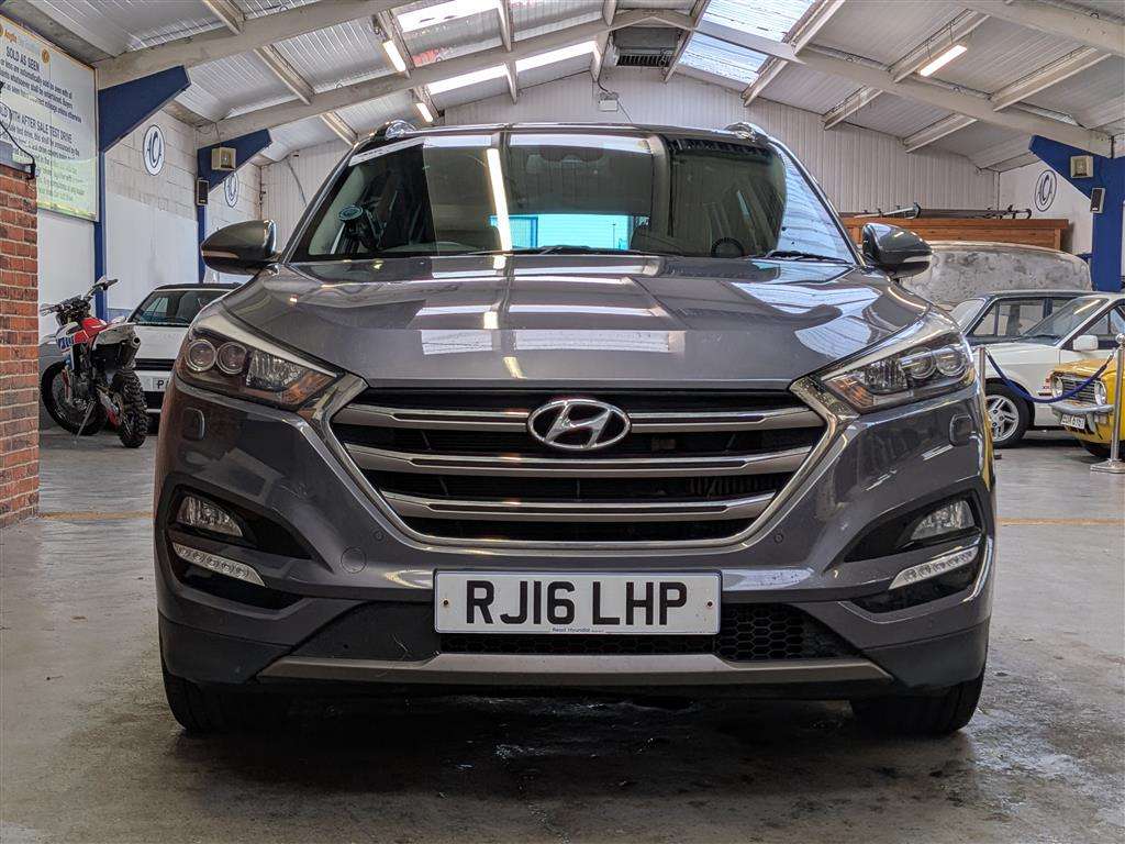 <p>2016 HYUNDAI TUCSON PREMIUM SE CRDI AU</p>