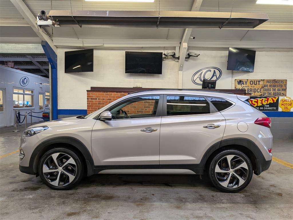 <p>2018 HYUNDAI TUCSON PREMIUM SE CRDI AU</p>