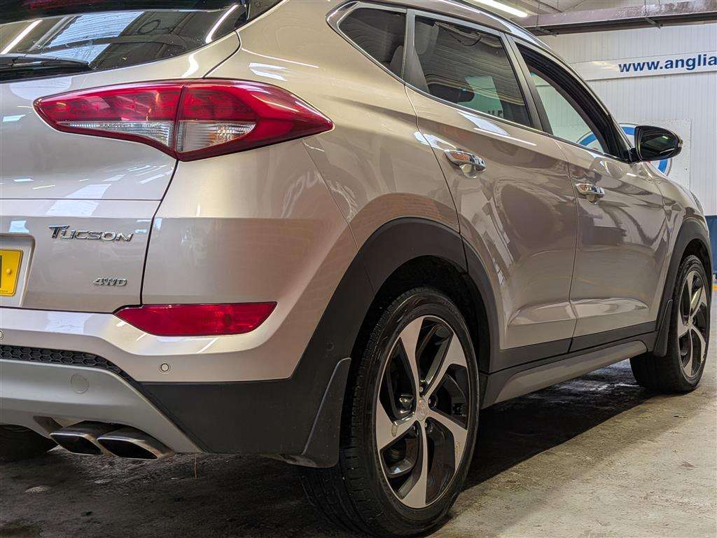 <p>2018 HYUNDAI TUCSON PREMIUM SE CRDI AU</p>