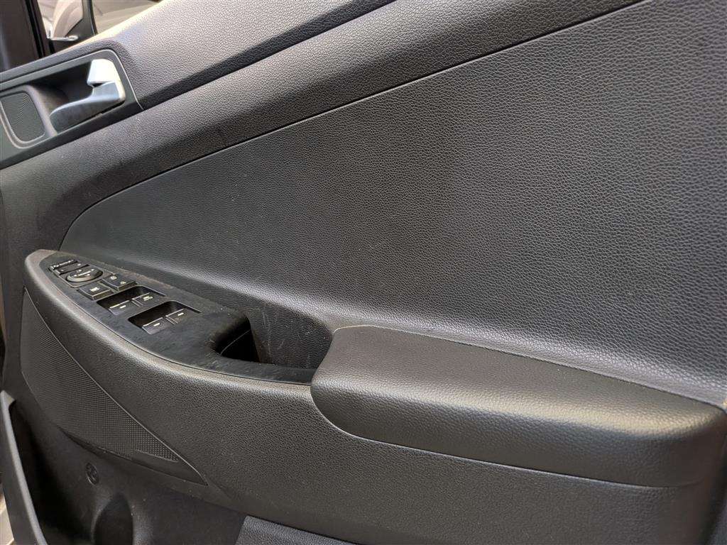 <p>2018 HYUNDAI TUCSON PREMIUM SE CRDI AU</p>