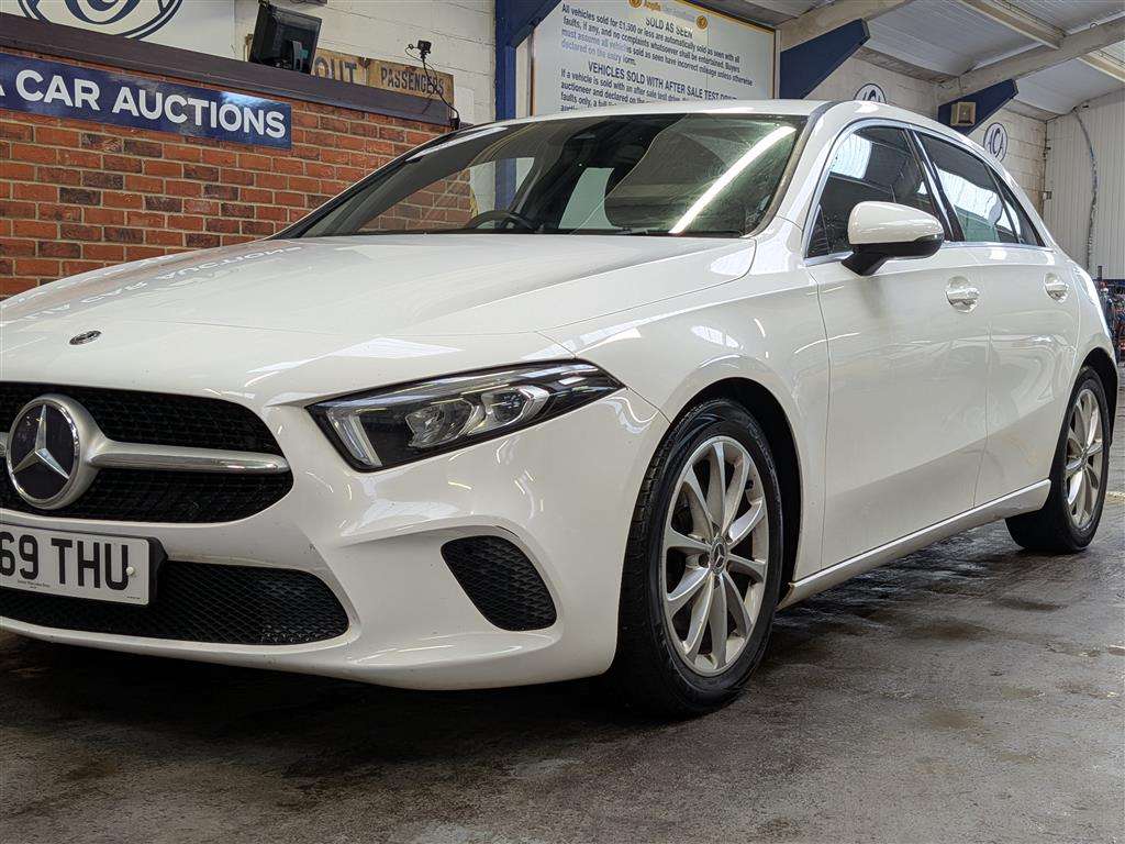 <p>2019 MERCEDES-BENZ A 200 D SPORT AUTO</p>