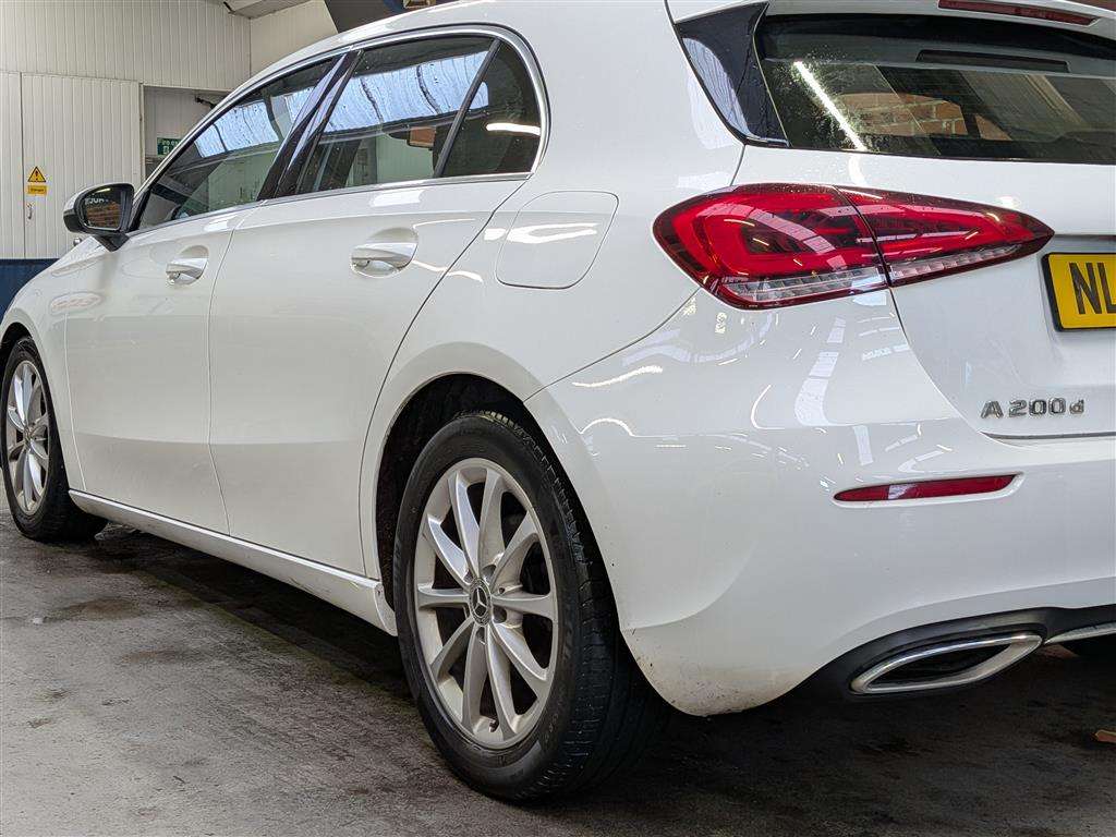 <p>2019 MERCEDES-BENZ A 200 D SPORT AUTO</p>
