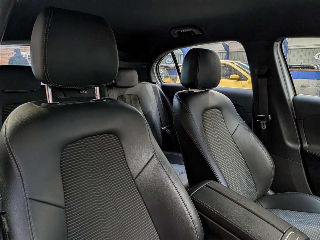 <p>2019 MERCEDES-BENZ A 200 D SPORT AUTO</p>