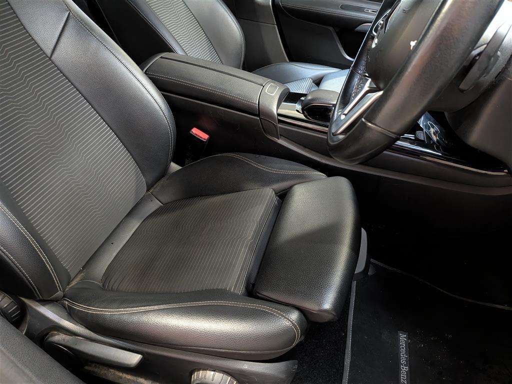 <p>2019 MERCEDES-BENZ A 200 D SPORT AUTO</p>