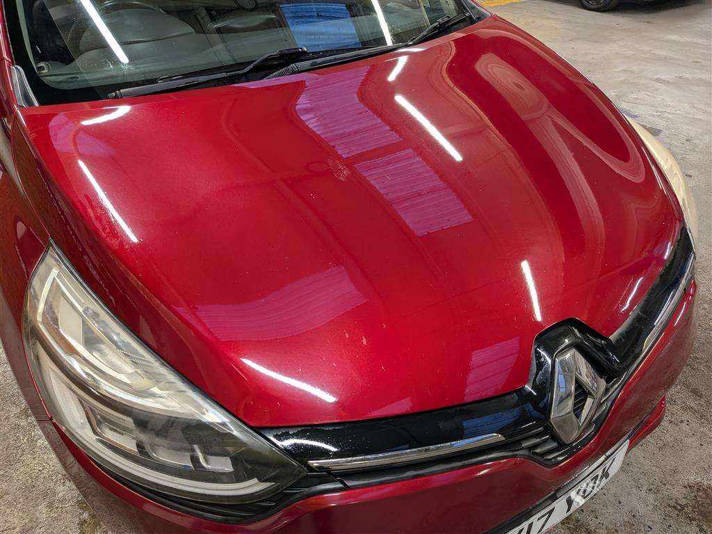 <p>2017 RENAULT CLIO DYNAMIQUE S NAV DCI</p>