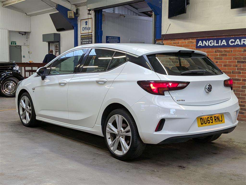 <p>2019 VAUXHALL ASTRA SRI VX-LINE NAV TUR</p>