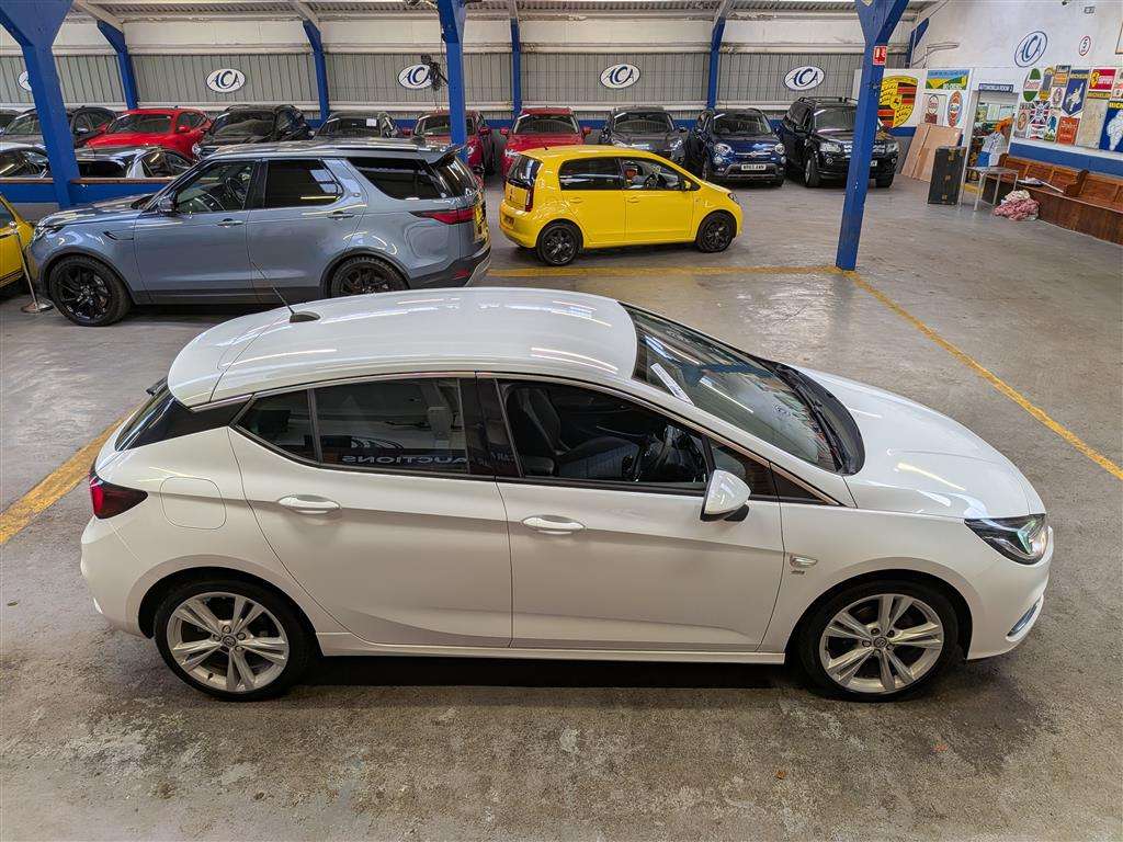 <p>2019 VAUXHALL ASTRA SRI VX-LINE NAV TUR</p>